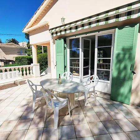 Ensoleille Avec Terrasse Et A Proximite Apartment